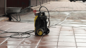 Attrezzi pulizia post incendio
